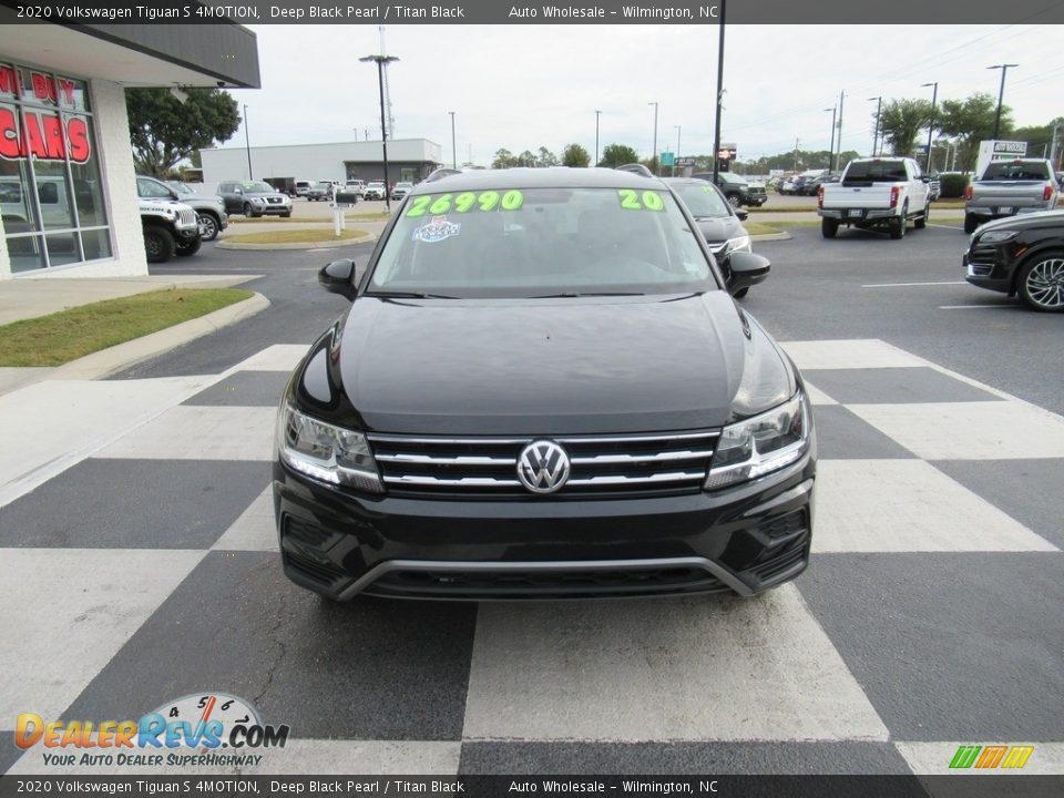 2020 Volkswagen Tiguan S 4MOTION Deep Black Pearl / Titan Black Photo #2