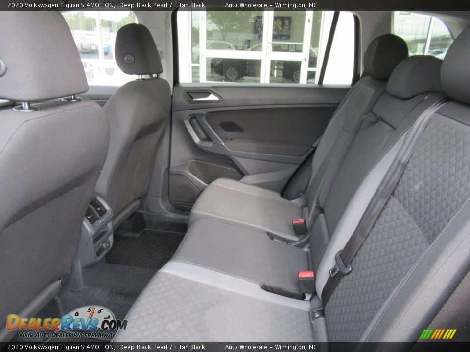 2020 Volkswagen Tiguan S 4MOTION Deep Black Pearl / Titan Black Photo #12