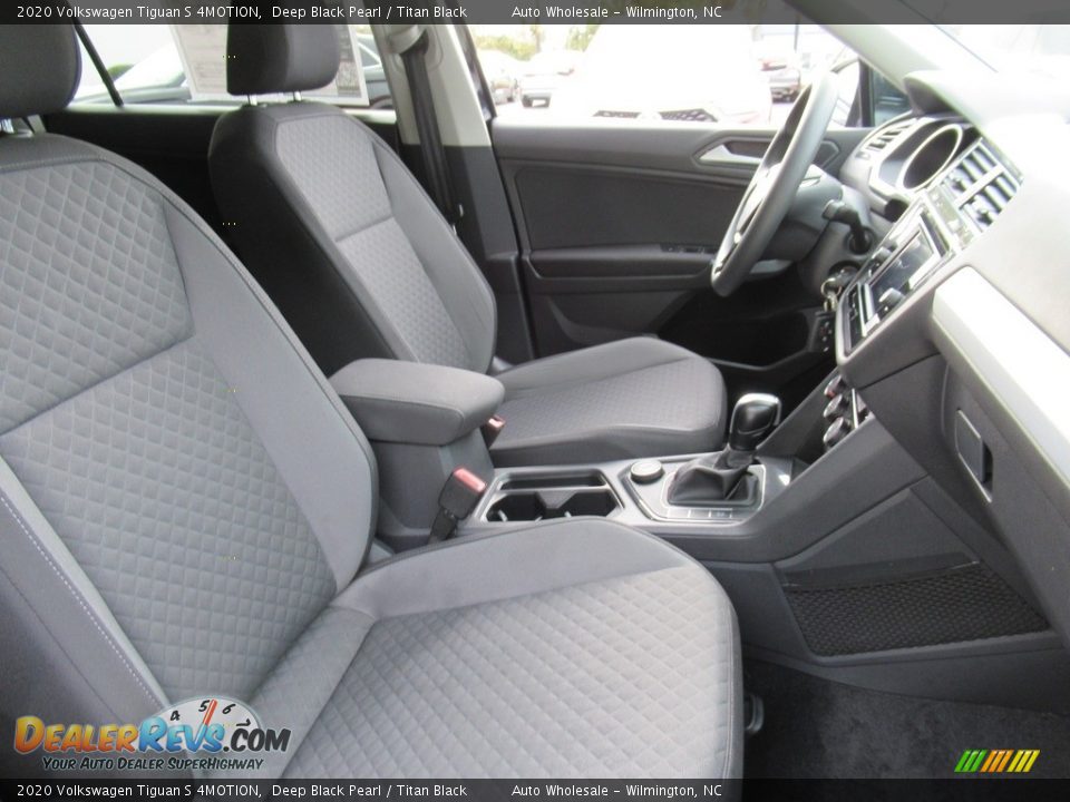2020 Volkswagen Tiguan S 4MOTION Deep Black Pearl / Titan Black Photo #13