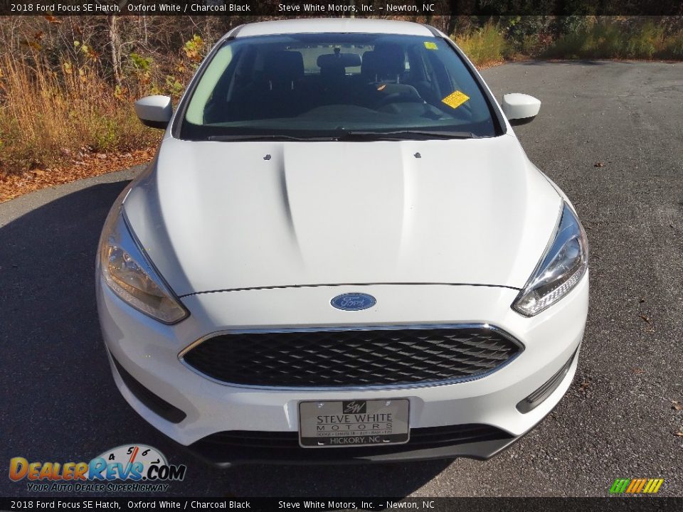 2018 Ford Focus SE Hatch Oxford White / Charcoal Black Photo #4