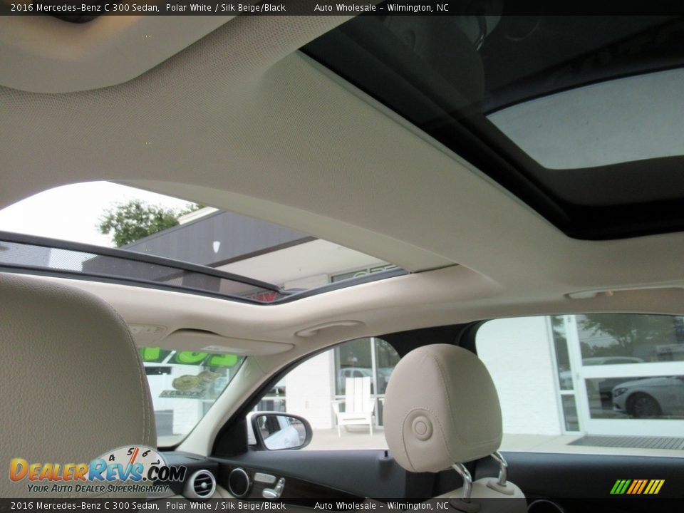 Sunroof of 2016 Mercedes-Benz C 300 Sedan Photo #11