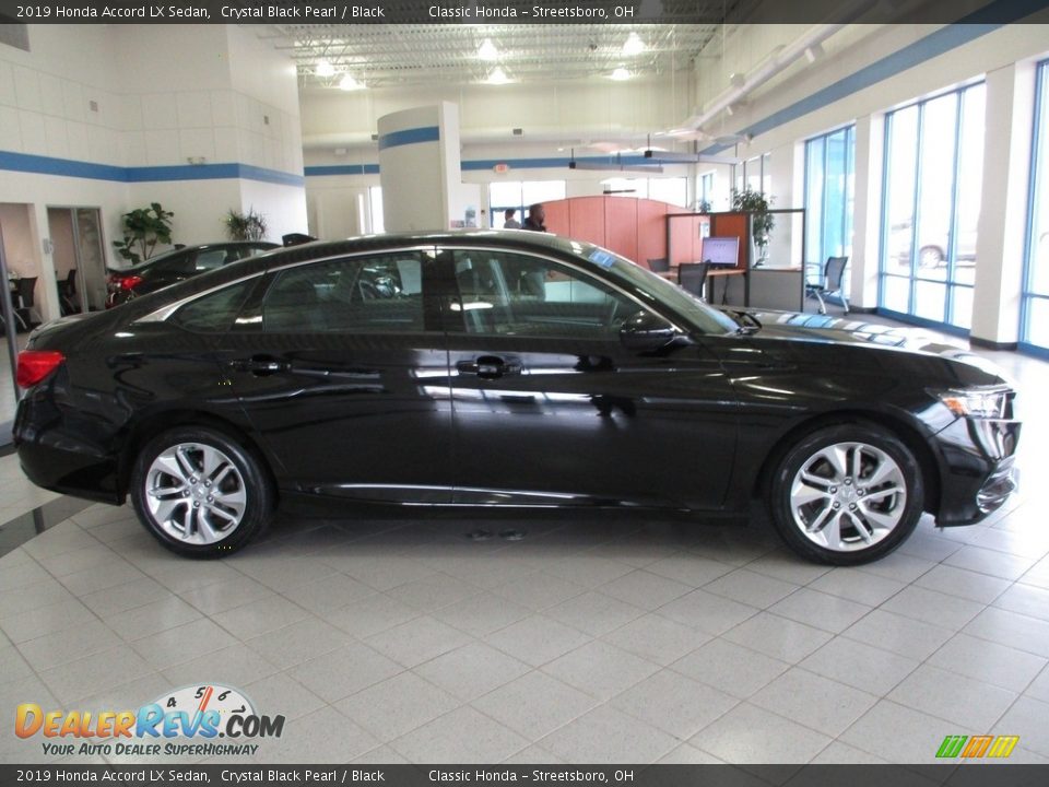 2019 Honda Accord LX Sedan Crystal Black Pearl / Black Photo #4