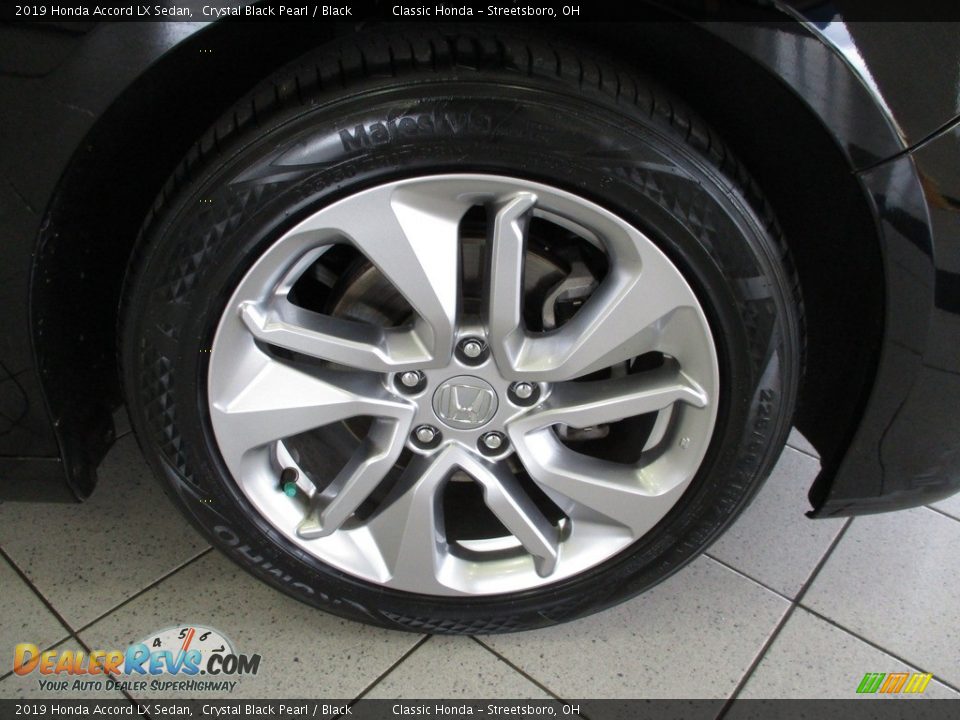 2019 Honda Accord LX Sedan Crystal Black Pearl / Black Photo #5