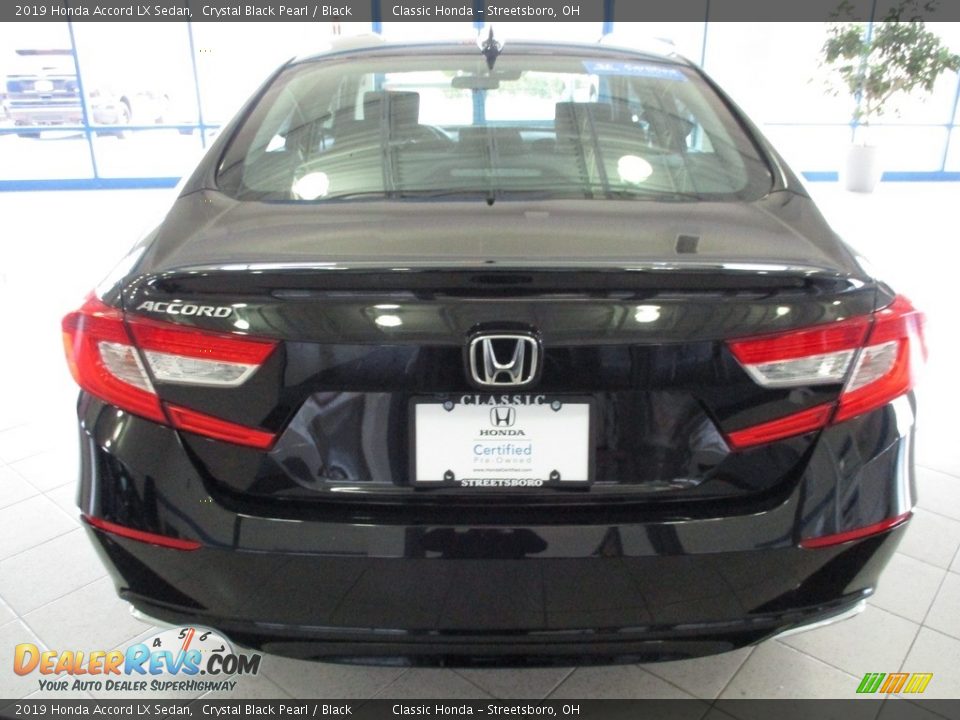 2019 Honda Accord LX Sedan Crystal Black Pearl / Black Photo #8