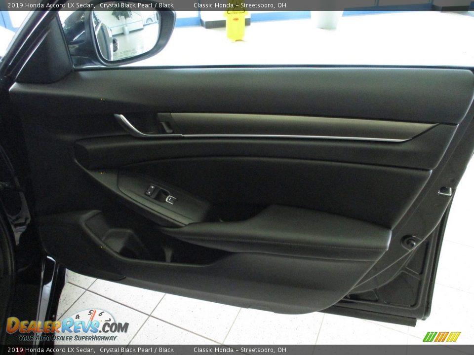 2019 Honda Accord LX Sedan Crystal Black Pearl / Black Photo #14