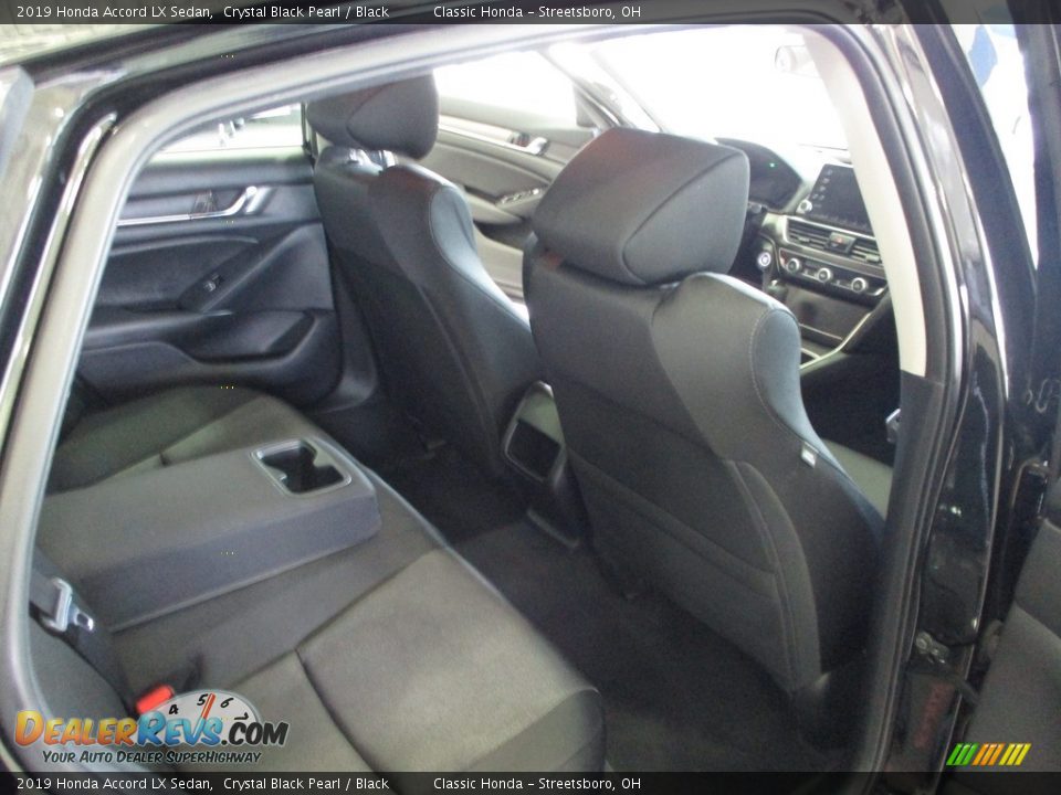 2019 Honda Accord LX Sedan Crystal Black Pearl / Black Photo #18