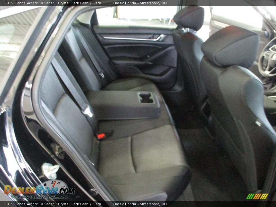 2019 Honda Accord LX Sedan Crystal Black Pearl / Black Photo #19
