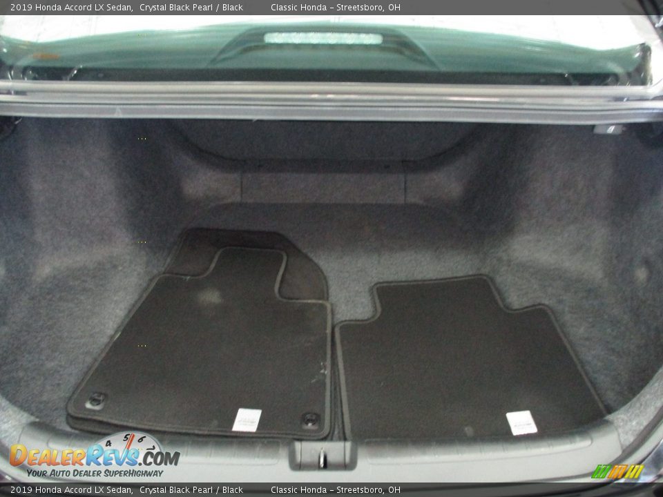 2019 Honda Accord LX Sedan Crystal Black Pearl / Black Photo #20