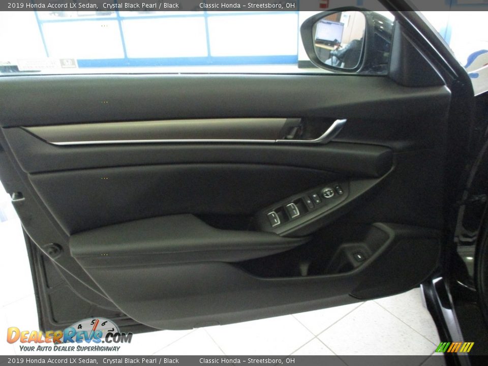 2019 Honda Accord LX Sedan Crystal Black Pearl / Black Photo #25