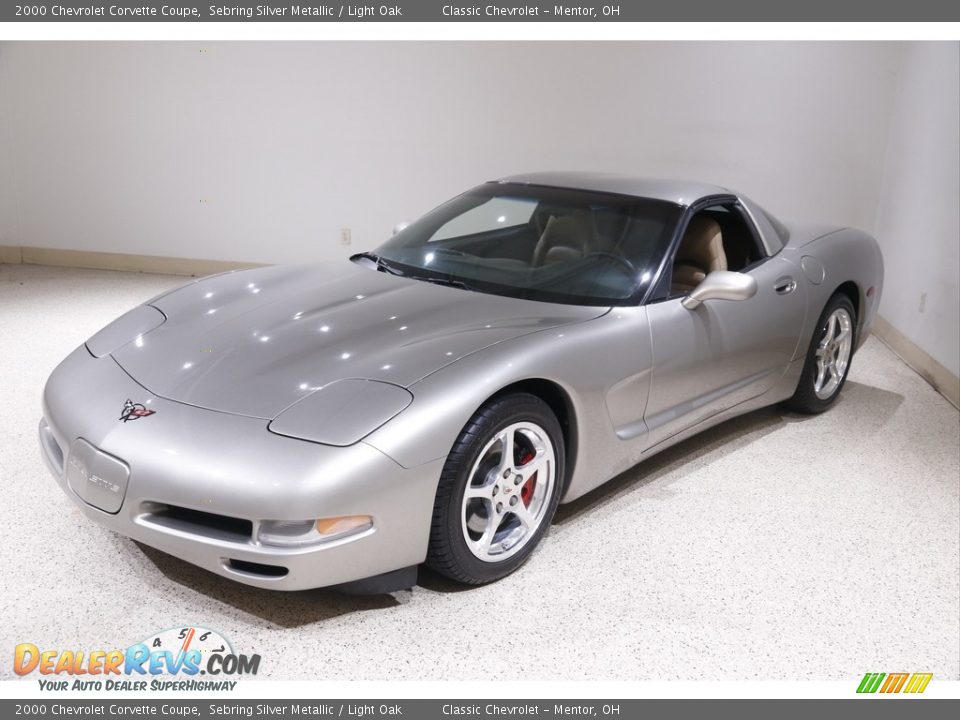 2000 Chevrolet Corvette Coupe Sebring Silver Metallic / Light Oak Photo #3