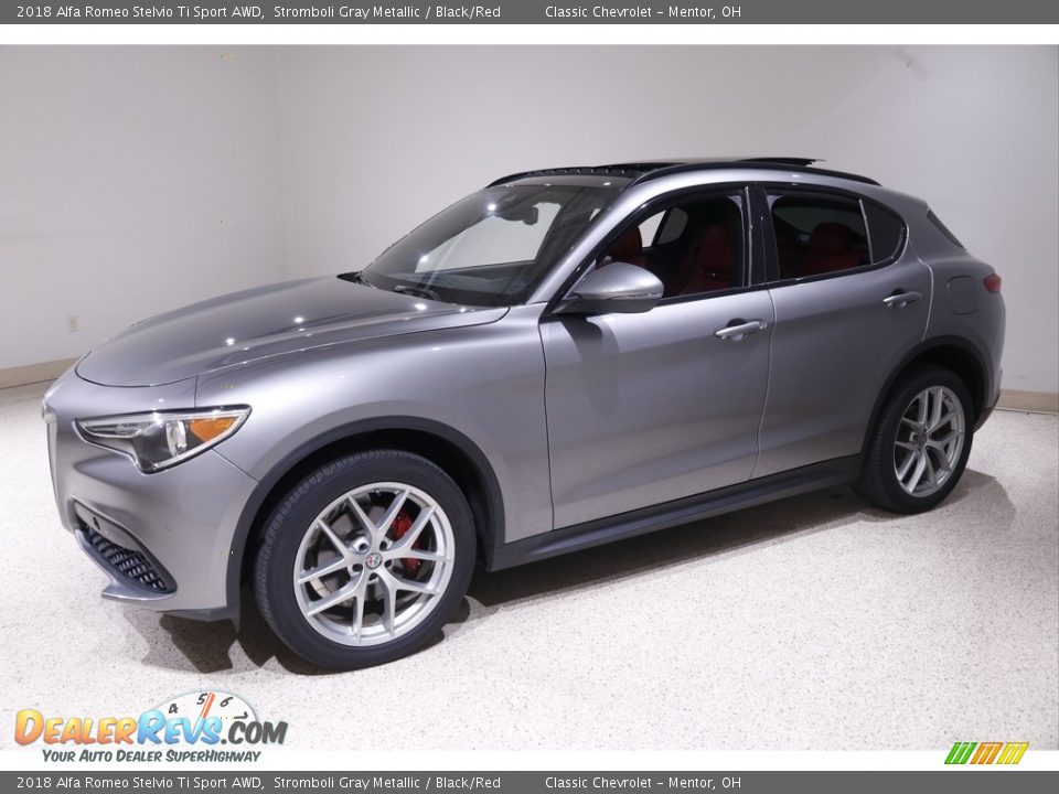 2018 Alfa Romeo Stelvio Ti Sport AWD Stromboli Gray Metallic / Black/Red Photo #3