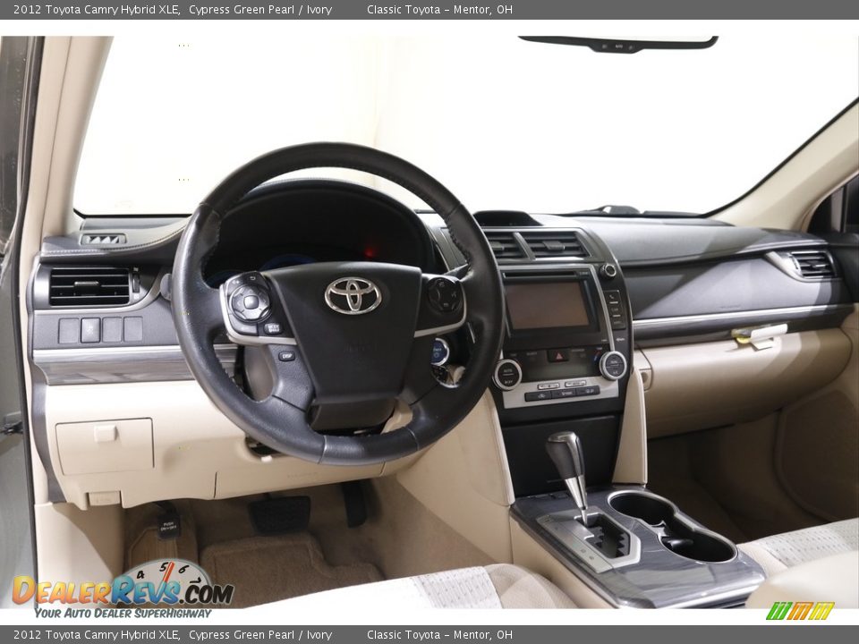2012 Toyota Camry Hybrid XLE Cypress Green Pearl / Ivory Photo #6