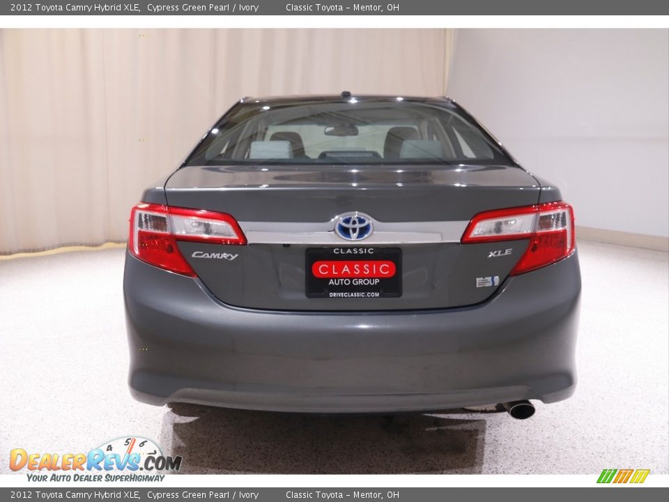 2012 Toyota Camry Hybrid XLE Cypress Green Pearl / Ivory Photo #19