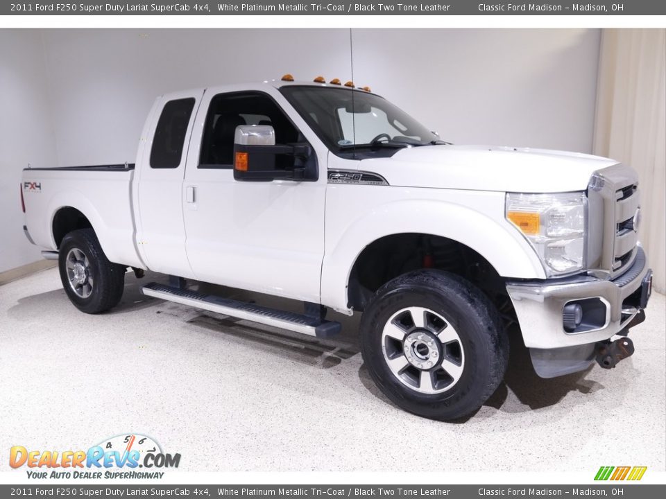 2011 Ford F250 Super Duty Lariat SuperCab 4x4 White Platinum Metallic Tri-Coat / Black Two Tone Leather Photo #1