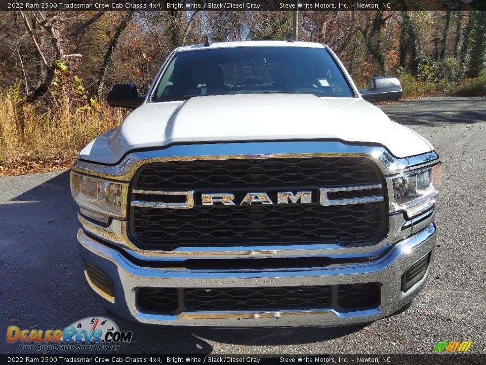 2022 Ram 2500 Tradesman Crew Cab Chassis 4x4 Bright White / Black/Diesel Gray Photo #3