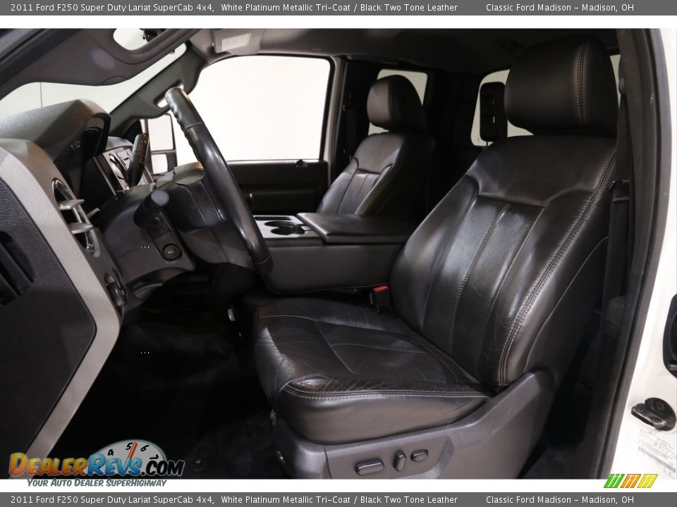 2011 Ford F250 Super Duty Lariat SuperCab 4x4 White Platinum Metallic Tri-Coat / Black Two Tone Leather Photo #6