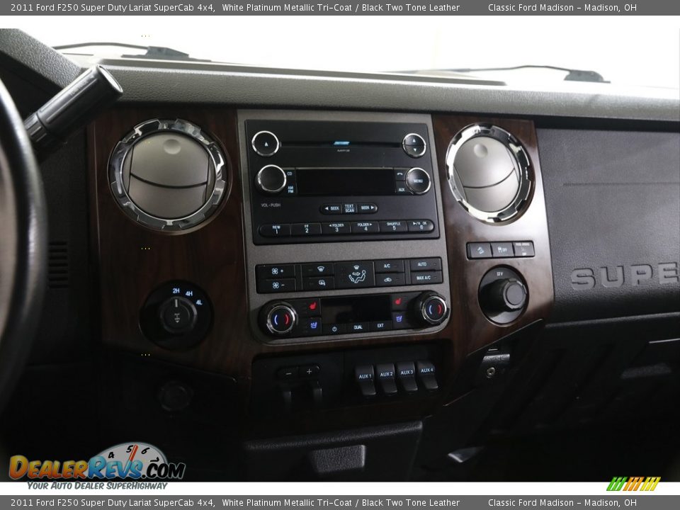 2011 Ford F250 Super Duty Lariat SuperCab 4x4 White Platinum Metallic Tri-Coat / Black Two Tone Leather Photo #10