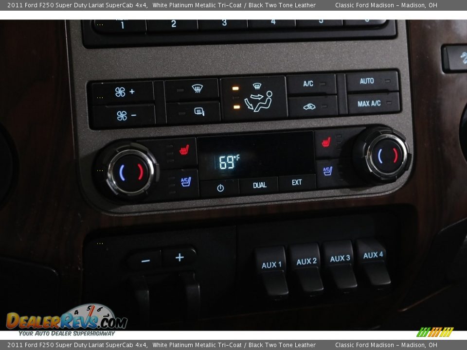 2011 Ford F250 Super Duty Lariat SuperCab 4x4 White Platinum Metallic Tri-Coat / Black Two Tone Leather Photo #12