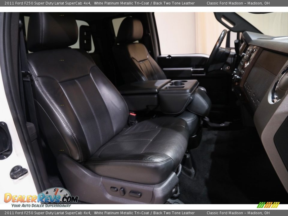 2011 Ford F250 Super Duty Lariat SuperCab 4x4 White Platinum Metallic Tri-Coat / Black Two Tone Leather Photo #15