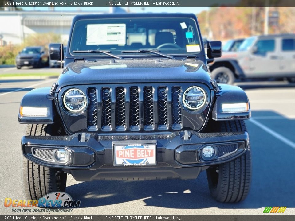 2021 Jeep Gladiator Overland 4x4 Black / Black Photo #3