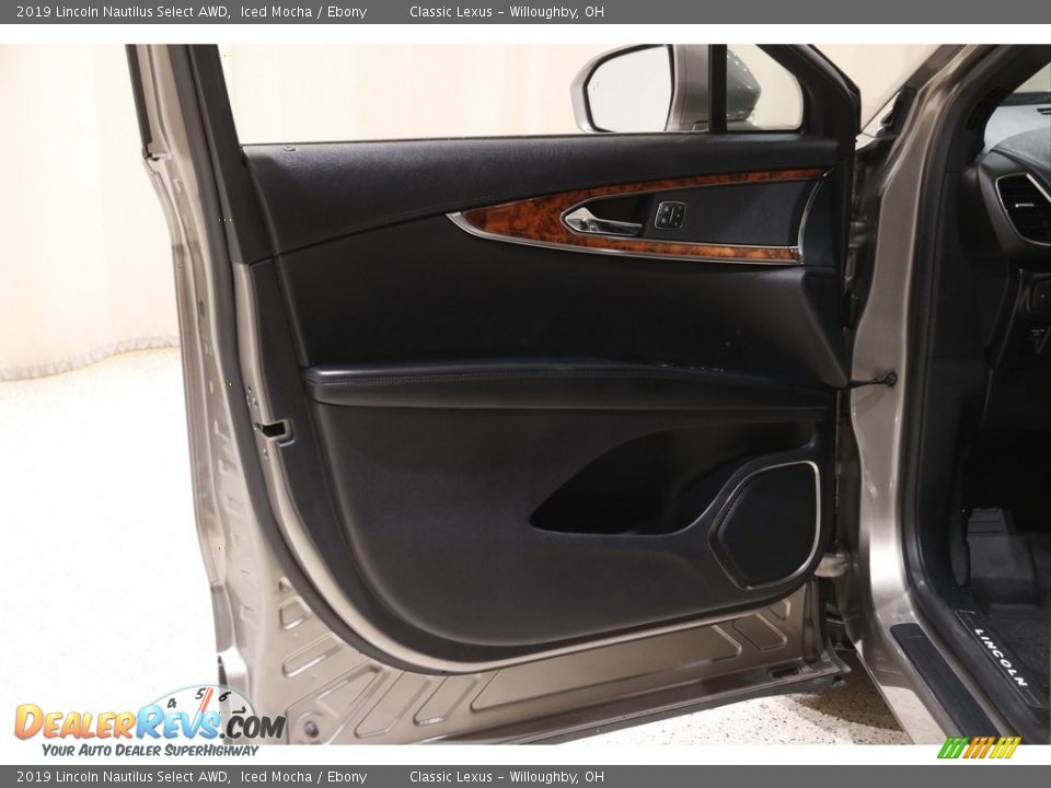 2019 Lincoln Nautilus Select AWD Iced Mocha / Ebony Photo #4