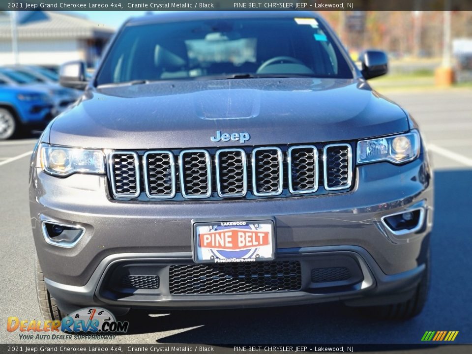 2021 Jeep Grand Cherokee Laredo 4x4 Granite Crystal Metallic / Black Photo #3