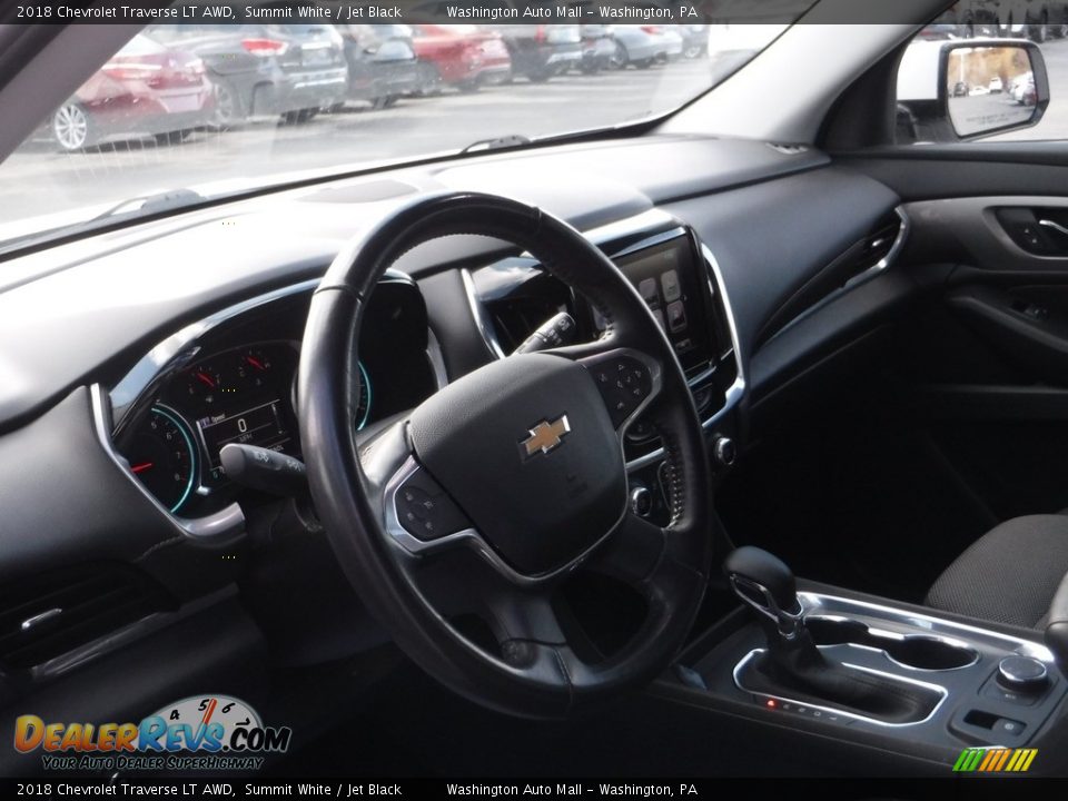 2018 Chevrolet Traverse LT AWD Summit White / Jet Black Photo #11