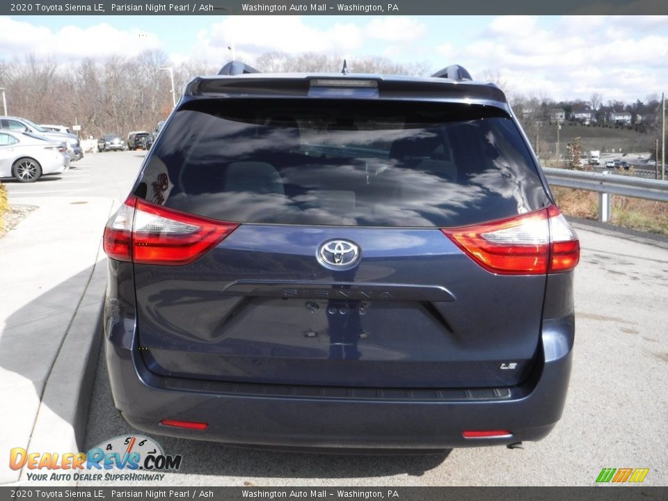 2020 Toyota Sienna LE Parisian Night Pearl / Ash Photo #7