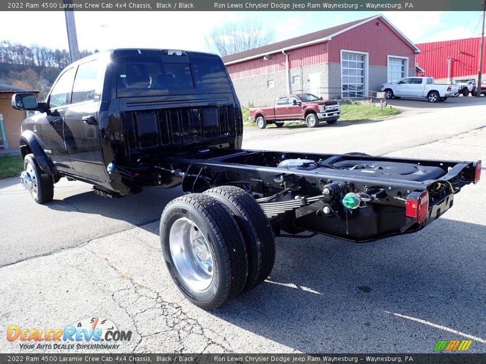 2022 Ram 4500 Laramie Crew Cab 4x4 Chassis Black / Black Photo #3