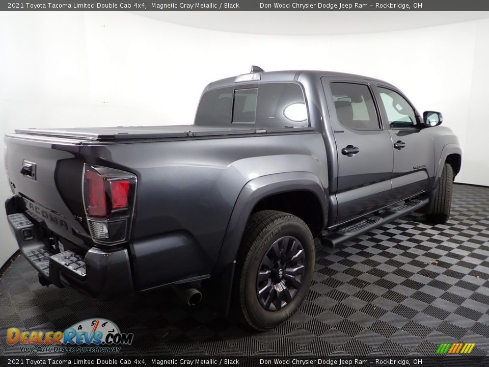 2021 Toyota Tacoma Limited Double Cab 4x4 Magnetic Gray Metallic / Black Photo #17