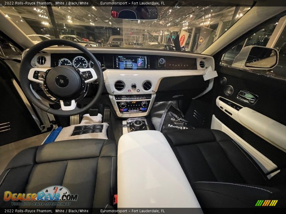 Dashboard of 2022 Rolls-Royce Phantom  Photo #2