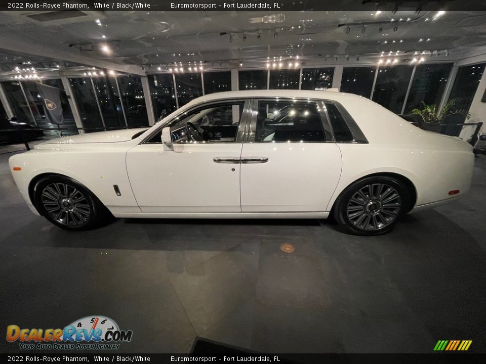White 2022 Rolls-Royce Phantom  Photo #9