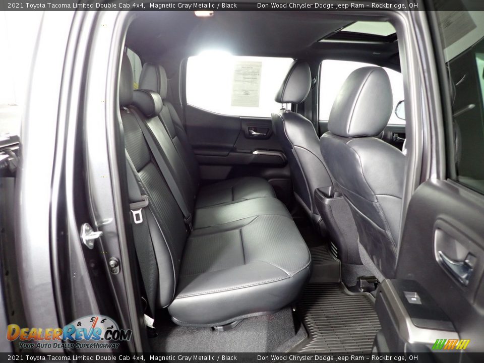 2021 Toyota Tacoma Limited Double Cab 4x4 Magnetic Gray Metallic / Black Photo #36