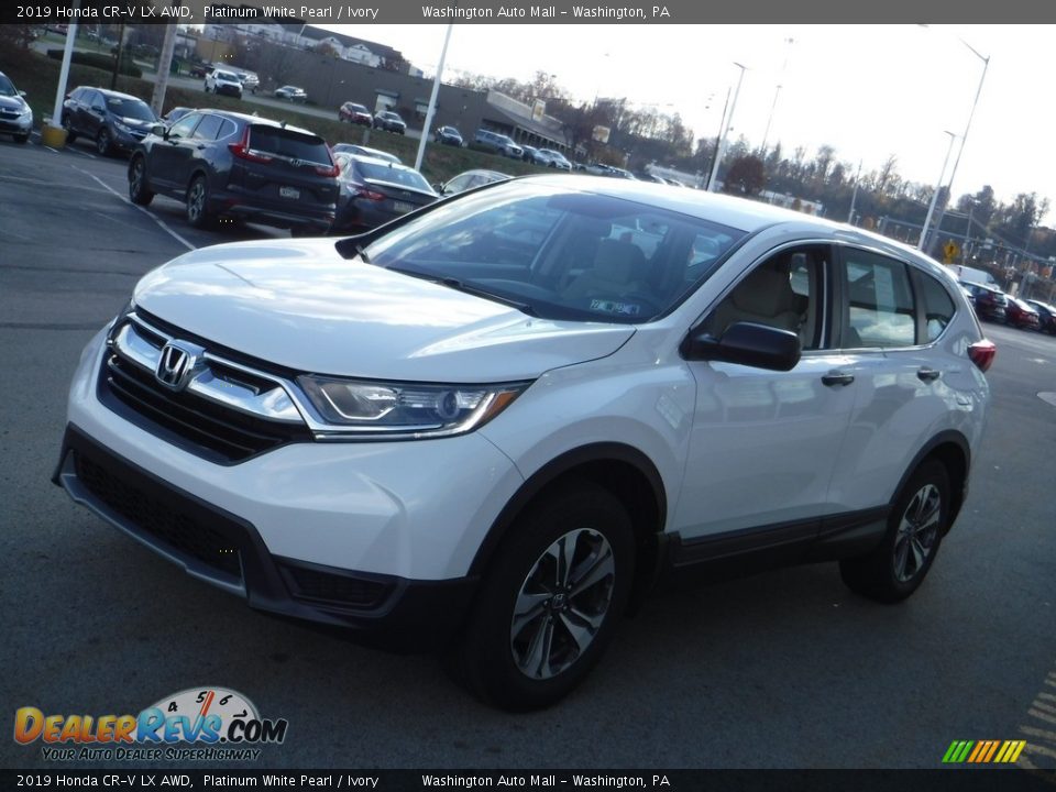 2019 Honda CR-V LX AWD Platinum White Pearl / Ivory Photo #5