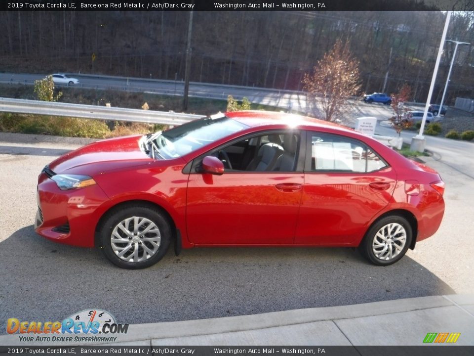 2019 Toyota Corolla LE Barcelona Red Metallic / Ash/Dark Gray Photo #11