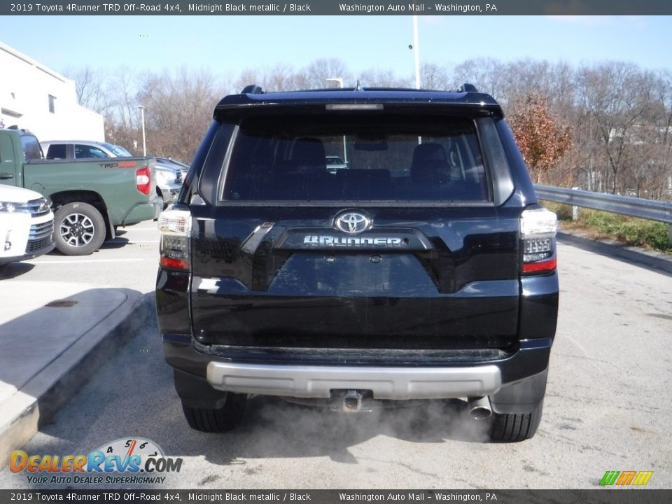 2019 Toyota 4Runner TRD Off-Road 4x4 Midnight Black metallic / Black Photo #15