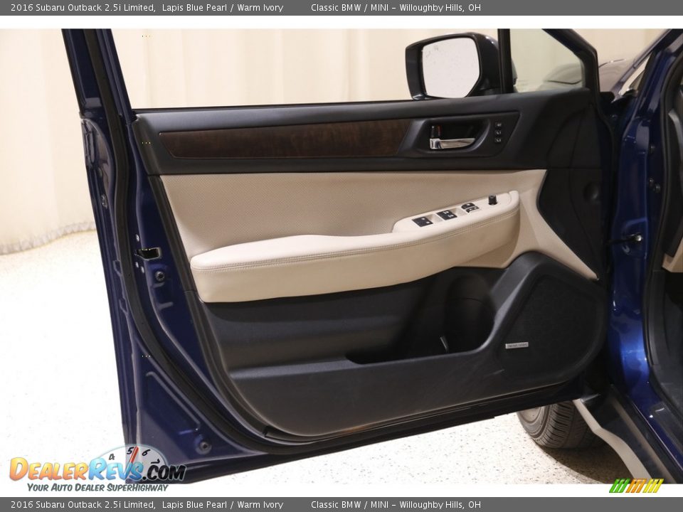 Door Panel of 2016 Subaru Outback 2.5i Limited Photo #4