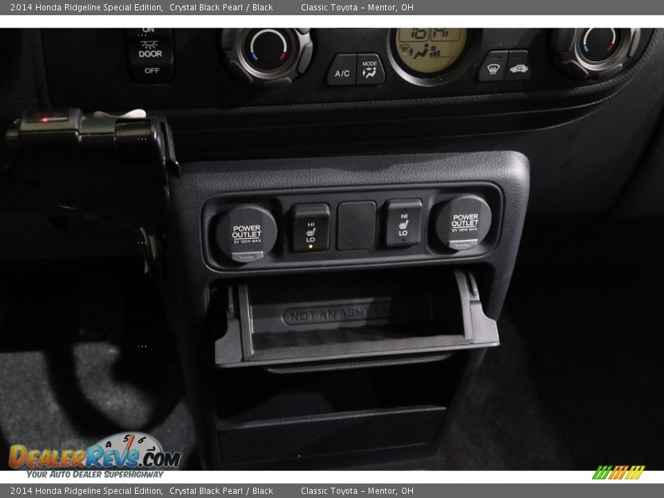 2014 Honda Ridgeline Special Edition Crystal Black Pearl / Black Photo #13