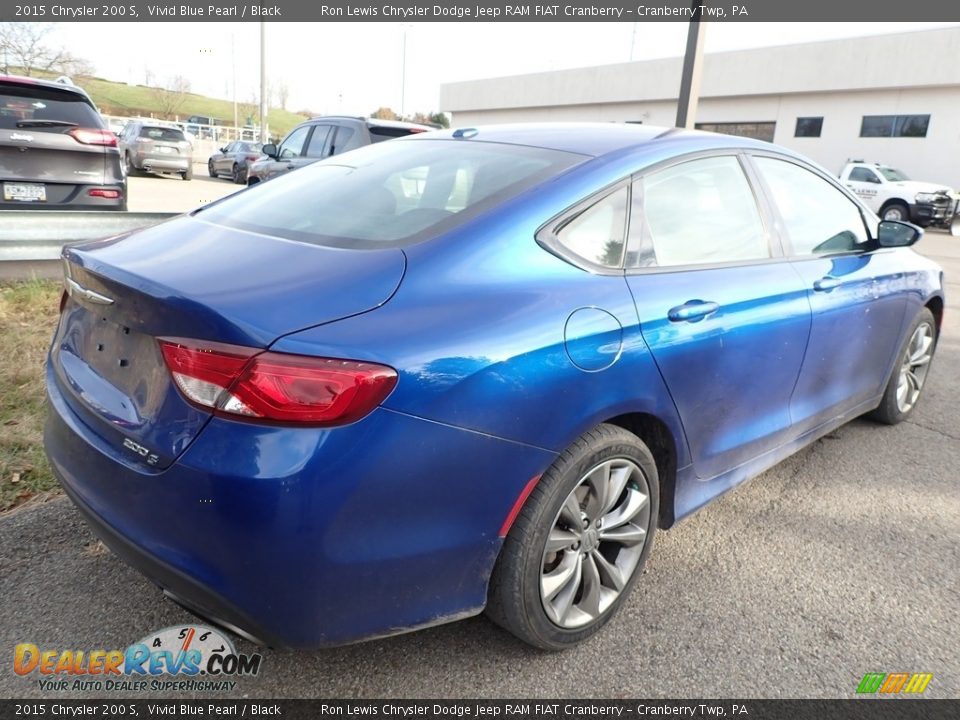 2015 Chrysler 200 S Vivid Blue Pearl / Black Photo #4