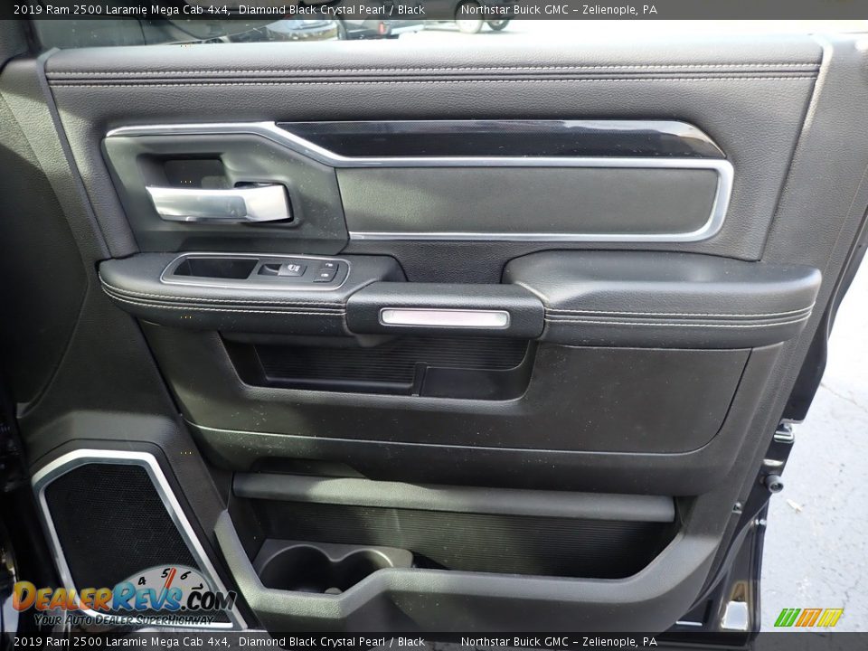 2019 Ram 2500 Laramie Mega Cab 4x4 Diamond Black Crystal Pearl / Black Photo #6