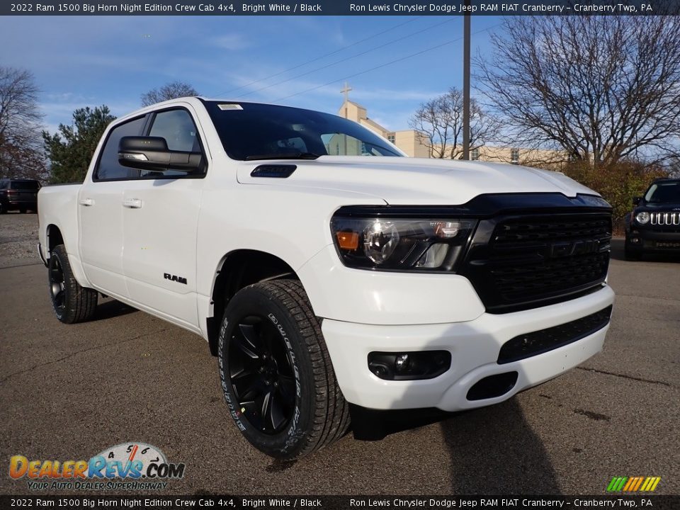 2022 Ram 1500 Big Horn Night Edition Crew Cab 4x4 Bright White / Black Photo #3