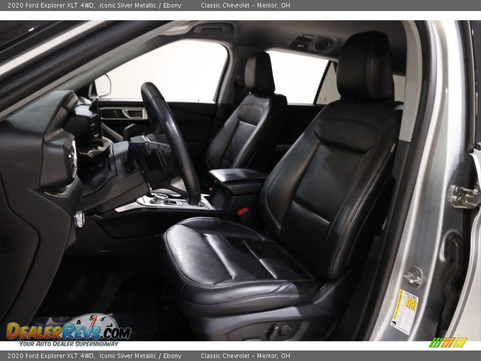 Front Seat of 2020 Ford Explorer XLT 4WD Photo #5