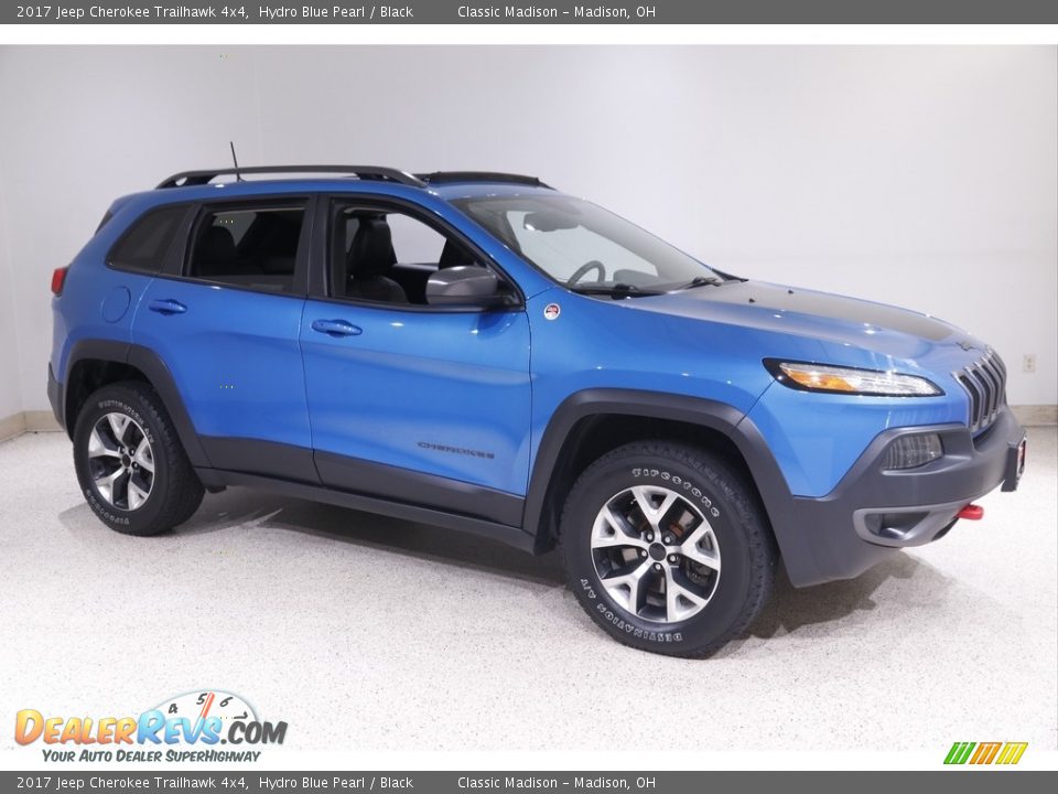 2017 Jeep Cherokee Trailhawk 4x4 Hydro Blue Pearl / Black Photo #1