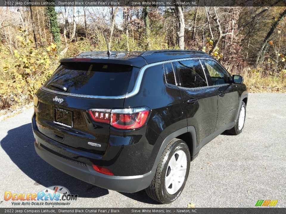 2022 Jeep Compass Latitude Diamond Black Crystal Pearl / Black Photo #6