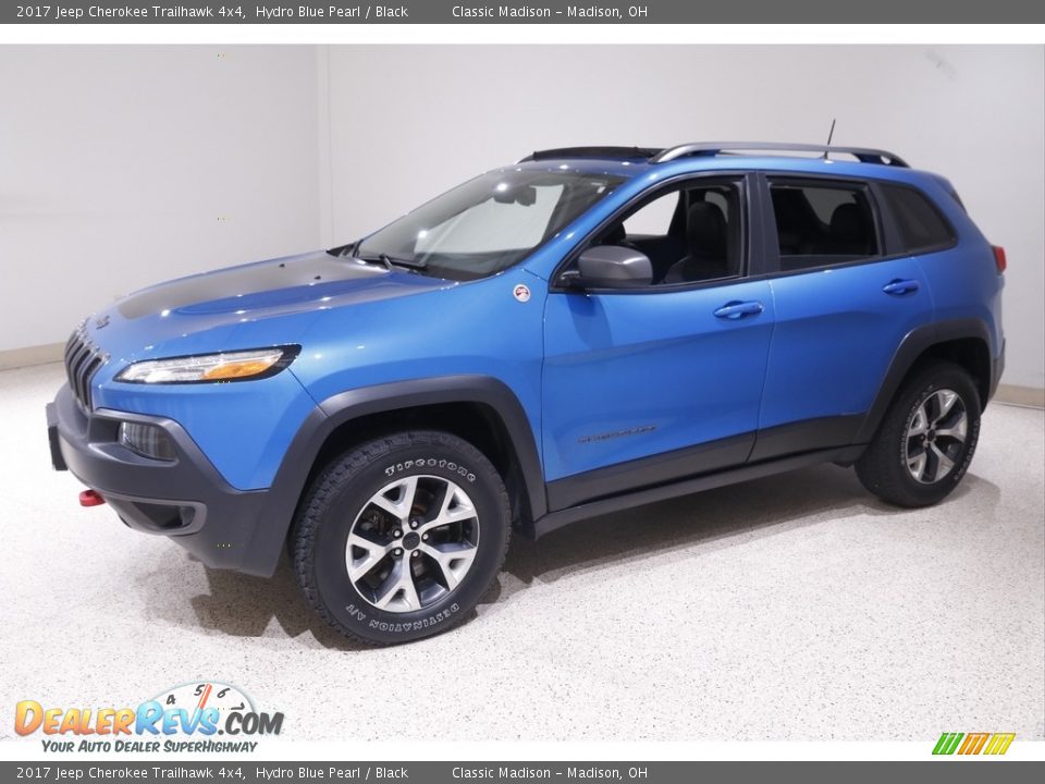 2017 Jeep Cherokee Trailhawk 4x4 Hydro Blue Pearl / Black Photo #3