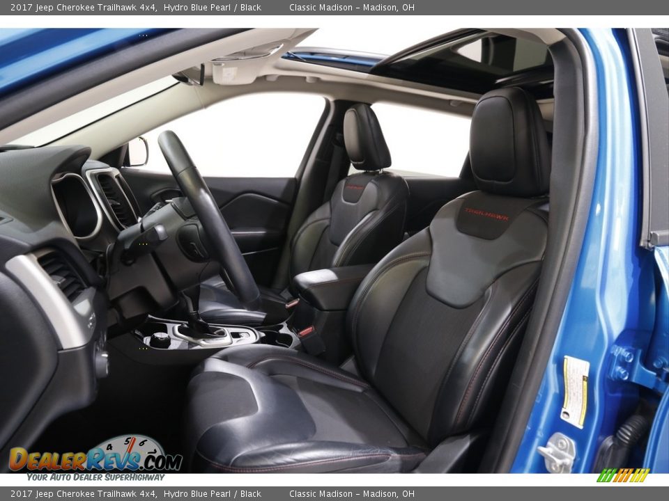 2017 Jeep Cherokee Trailhawk 4x4 Hydro Blue Pearl / Black Photo #5