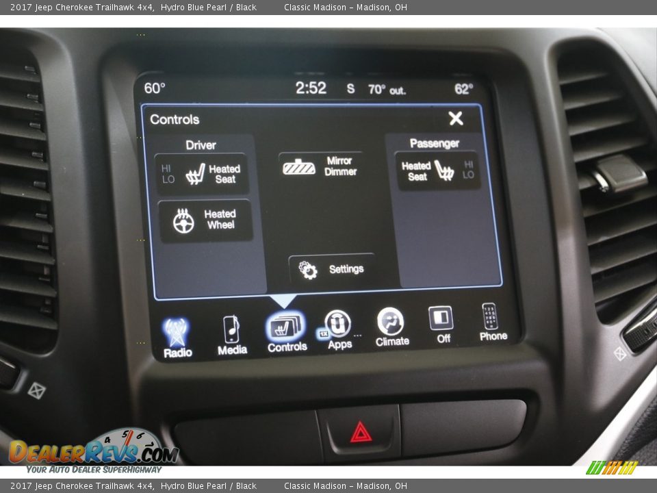 2017 Jeep Cherokee Trailhawk 4x4 Hydro Blue Pearl / Black Photo #10