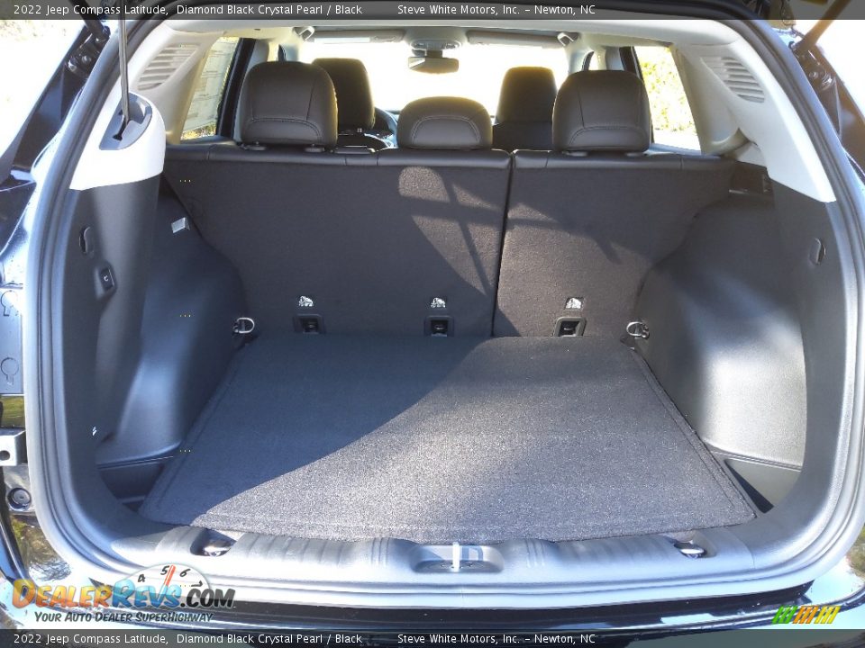 2022 Jeep Compass Latitude Trunk Photo #14