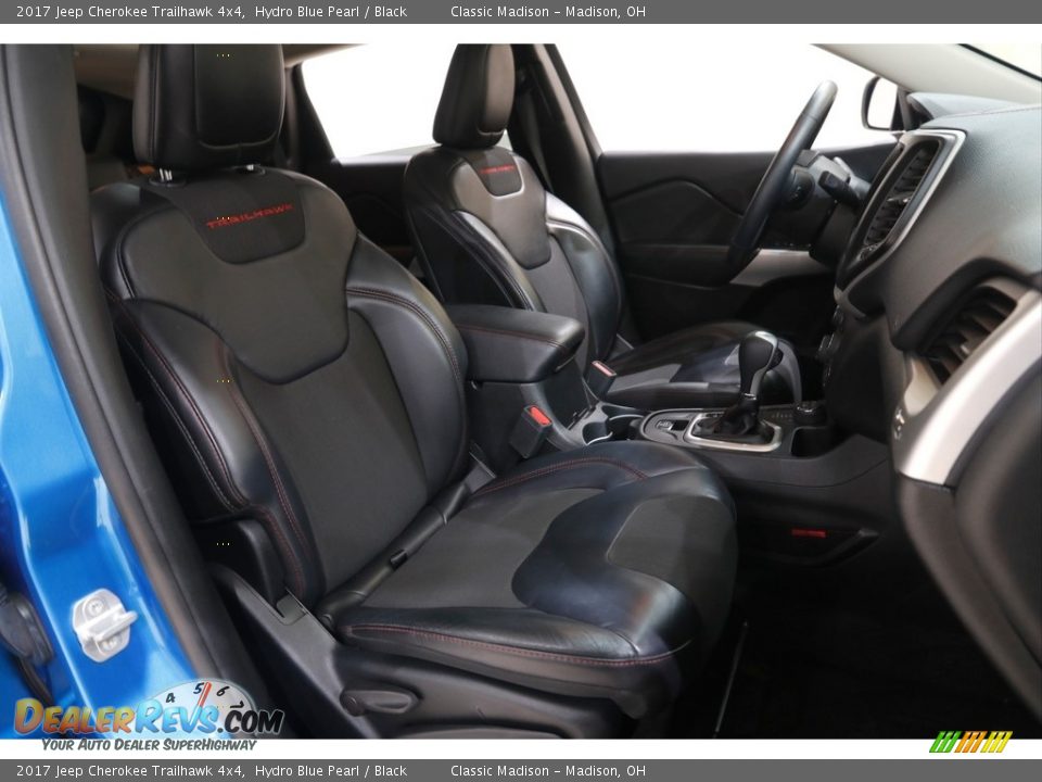 2017 Jeep Cherokee Trailhawk 4x4 Hydro Blue Pearl / Black Photo #16