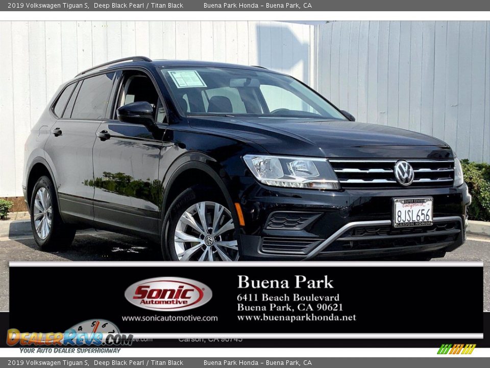 2019 Volkswagen Tiguan S Deep Black Pearl / Titan Black Photo #1